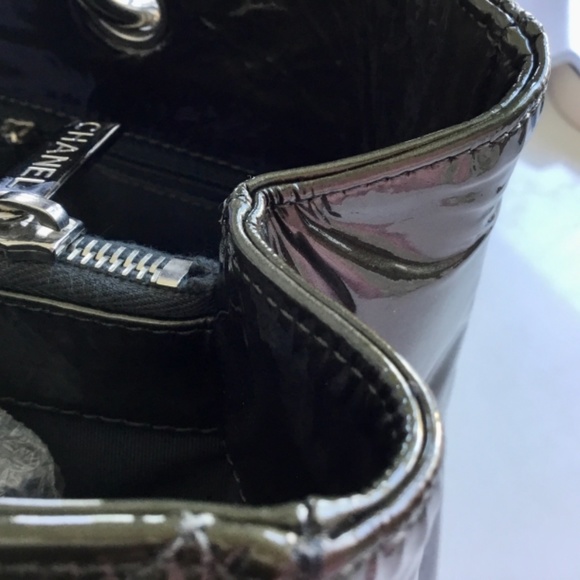Chanel GST Patent Grey handbag - Picture 6 of 16